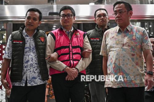 Kejagung Tahan Komisaris PT YAT Terkait Pengadaan Motor Listrik MBG