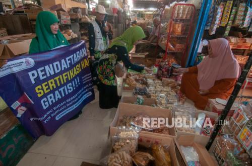 Gubernur Luthfi Ingin Para Pedagang Bakso di Jateng Punya Sertifikasi Halal
