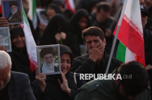 Setelah Khamenei Wafat, Akankah Rezim Iran Runtuh?