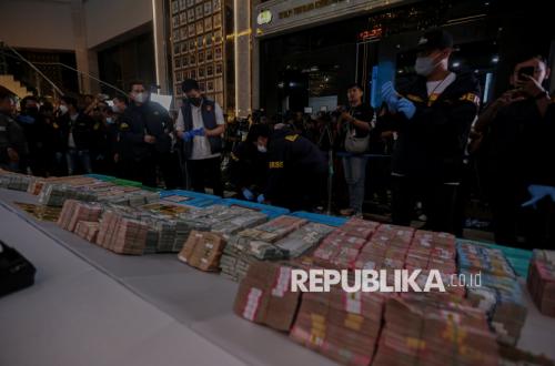 Pengkhianatan Elite Penegak Hukum, Jauh dari Pancasila dan Asta Cita?