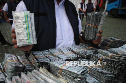 Tiga Pengedar Obat Keras di Cirebon Ditangkap, Ribuan Butir Tramadol dan Trihexyphenidyl Disita
