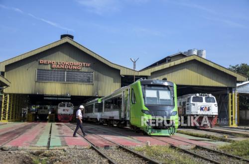 Dua Lansia Tewas Tertemper Kereta Api Feeder Whoosh di Cimahi
