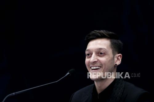 Perdana, Mesut Ozil Akhirnya Ungkap Alasan Ia Didepak dari Arsenal karena Bela Muslim Uighur