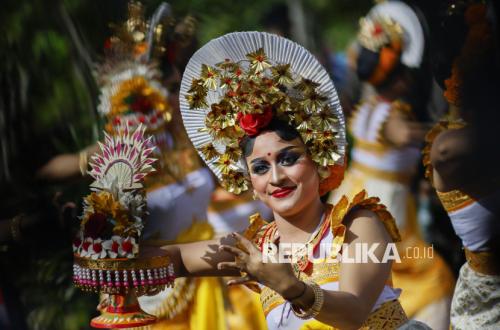 20 Ribu Seniman Semarakkan Pesta Kesenian Bali 2026