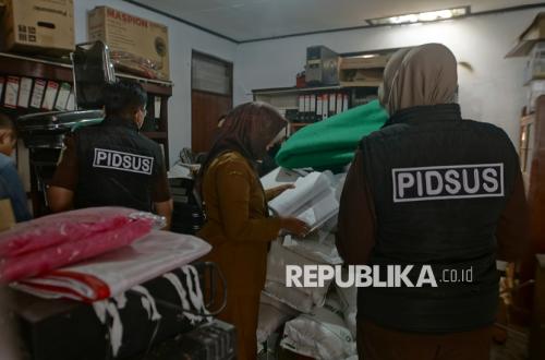 Kejaksaan Geledah Kantor Kelurahan Kepatihan, Usut Dugaan Korupsi Pengadaan Tanah
