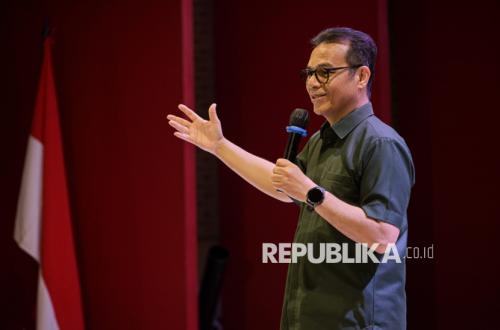 Wamenkomdigi Menyambut Baik AI Keislaman Aiman & Aisha