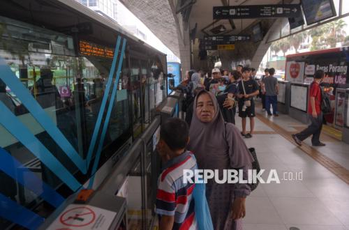 Tarif Transjakarta Diusulkan Naik, Pemprov DKI Bakal Tambah Daftar Kelompok yang Digratiskan