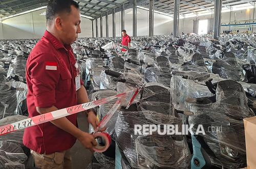 Penampakan Ribuan Motor Listrik yang Disegel Kejagung Terkait Kasus Korupsi MBG