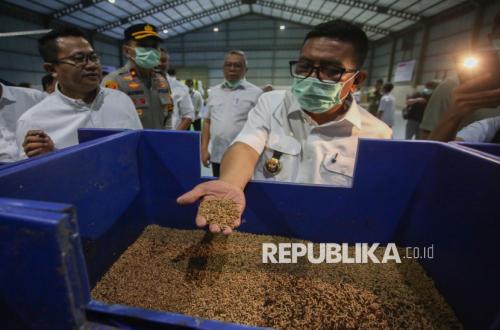 Gubernur Banten Instruksikan Jajaran Peka pada Akses Pendidikan dan Adminduk Warga