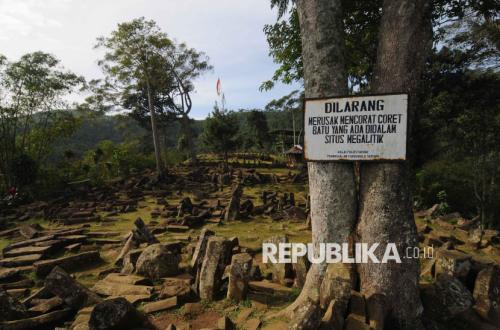 Beradu Solusi di Desa Wisata Gunung Padang