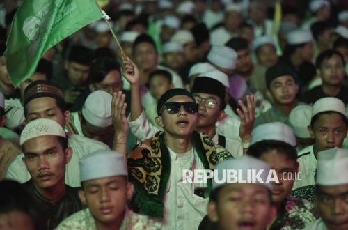 Kasidah yang Berisikan Permohonan Menutup Keburukan Diri