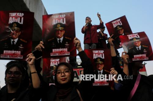 Mahasiswa Demo di Gedung Jampidsus, Tuntut Dugaan Korupsi Diusut Tanpa Tebang Pilih