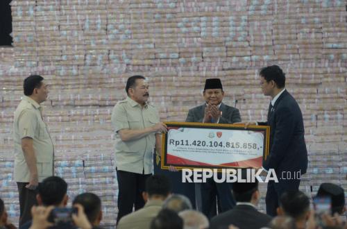 Penegakan Hukum Kehutanan, Satgas PKH Setor Rp11,42 Triliun ke Kas Negara