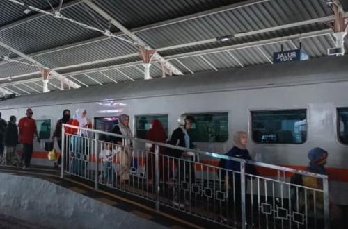 Stasiun Sidoarjo Layani 11.387 Penumpang Selama Libur Panjang