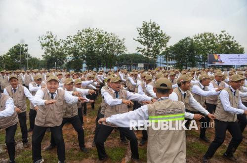 348 Petugas Haji Indonesia Diberangkatkan Perdana ke Arab Saudi Hari Ini
