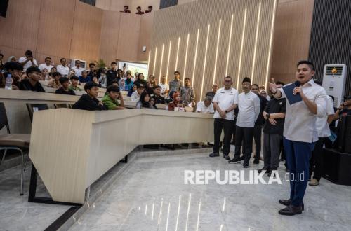 Kemensos Buat Tim Khusus Usut Sepatu 'Kemahalan' Sekolah Rakyat