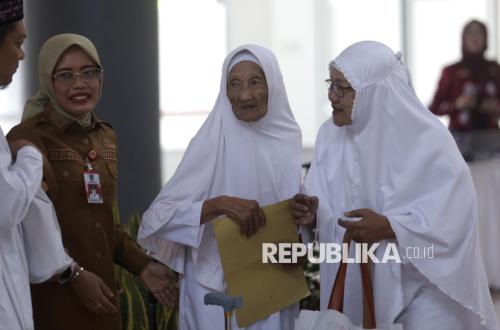 Berusia 105 Tahun, Marsiah Jadi Calon Haji Tertua asal Kediri