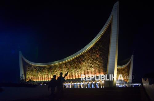 Arti Sholat Tarawih dan Cara Melaksanakannya