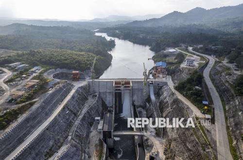 El Nino Ancam PLTA, Penguatan Jaringan Listrik Dinilai Mendesak
