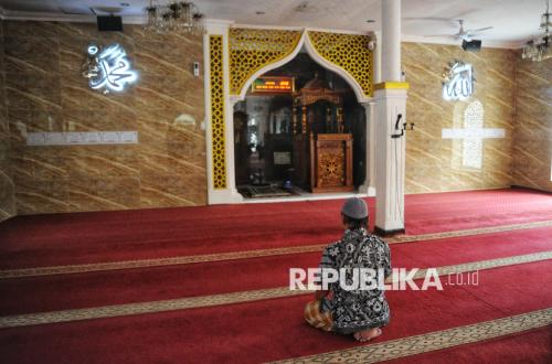 Dalil Ulama di Balik Tradisi Nahdhiyin Melafazkan Niat Sholat