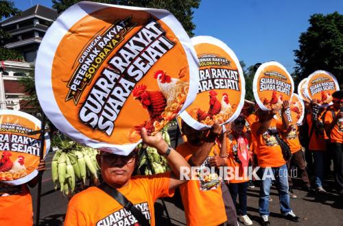 Peternak Gelar Demo, Keluhkan Mahalnya Harga Pakan dan Anjloknya Harga Telur
