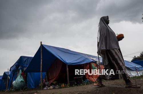 Ramadhan Tanpa Rumah, Tanpa Kuburan Ayah