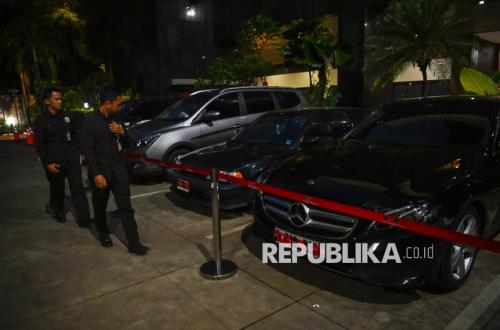 Deretan Barang Bukti OTT Ditjen Imigrasi, dari Mobil Mewah hingga Sepeda MTB