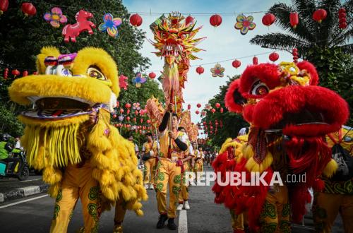 Parade Barongsai hingga Ondel-Ondel Meriahkan Parade Imlek Nusantara