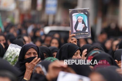 Duka Selimuti Pemakaman Massal Pelajar Sekolah Perempuan Korban Serangan Israel-AS di Minab