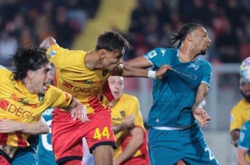 Lecce Tahan Imbang Fiorentina 1-1, Belum Keluar dari Zona Degradasi