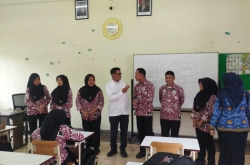 Kemenko PM Evaluasi Sekolah Rakyat di Malang untuk Pengentasan Kemiskinan
