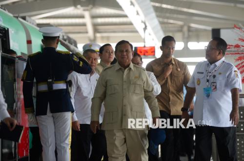 Resmikan LRT Jakarta Kelapa Gading–Manggarai, Presiden Prabowo Coba Langsung Perjalanan Perdana