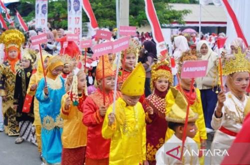1.545 Pelajar SD-MI di Nagan Raya Meriahkan Karnaval HUT ke-81 RI