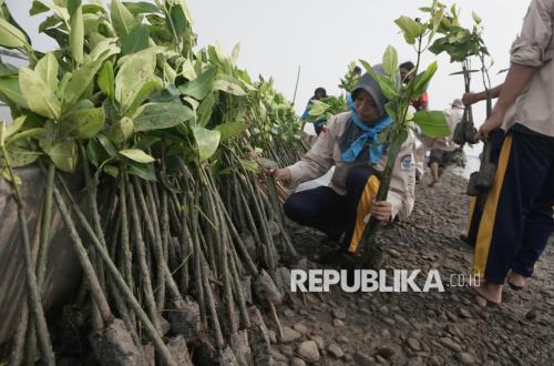 Indonesia ASRI dalam Napas Pendidikan: Dari Laboratorium Kampus hingga Karakter Sekolah