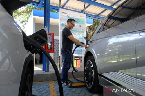 Pemerintah Kaitkan Insentif Kendaraan Listrik dengan Proyek Mobil Nasional