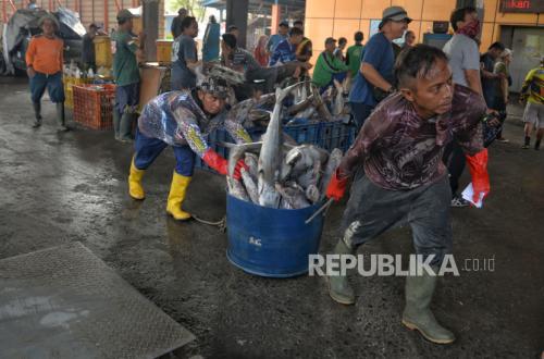 Tingkatkan Kepatuhan Asing, KKP Siapkan Gerai Perizinan di Daerah
