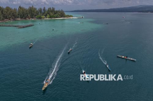 Parade Perahu Nelayan Semarakkan Festival Pulau Bokori