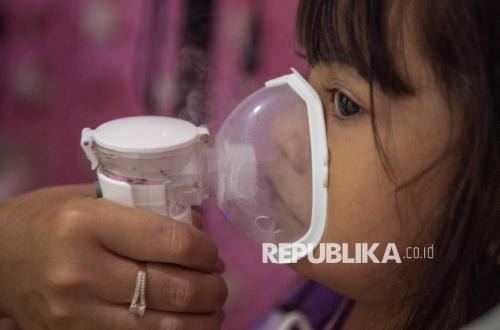 Kasus ISPA di Palembang Melonjak, Anak-anak Mulai Terdampak Kabut Asap