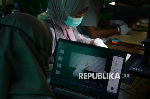 Warisan Manuskrip Kuno di Pesantren Boyolali Kini Masuk Arsip Digital
