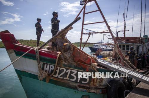 KKP Buka Lowongan Puluhan Ribu Awak Kapal, Ini Cara Daftarnya