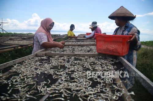 Kemendes Gandeng Mitra Genjot Program Desa Ekspor