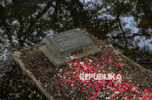 Tidur Diantara Dua Sangkakala, Kala Para Mayit Menunggu di Alam Kubur