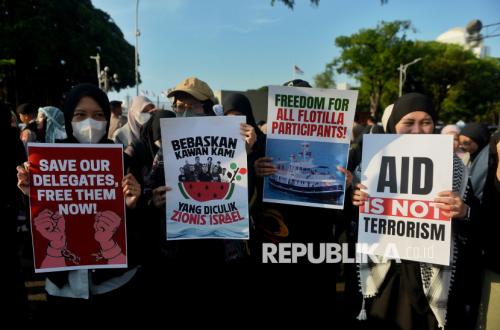 Solidaritas untuk WNI yang Diculik Israel Menggema di Depan Istana