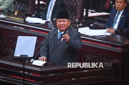 Mengapa Prabowo Sampaikan Langsung Kebijakan Ekonomi Makro di Rapat Paripurna DPR?