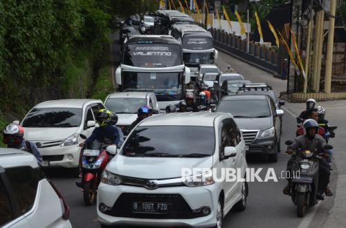 Jalur Selatan Nagreg Jabar ke Garut Hingga Jateng Mulai Dipadati Pemudik