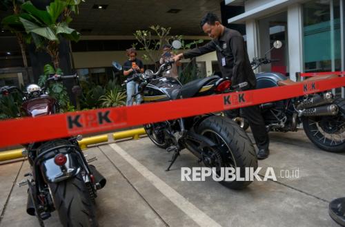 KPK Didesak Usut Hilangnya Segel di Ruang Dirjen Bea Cukai Djaka Budhi Utama