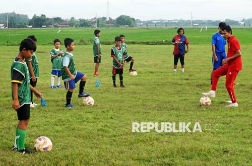 PSSI Akselerasi Penambahan SDM Pelatih: 2.500 Peserta di Jabar Siap Pecahkan Rekor MURI