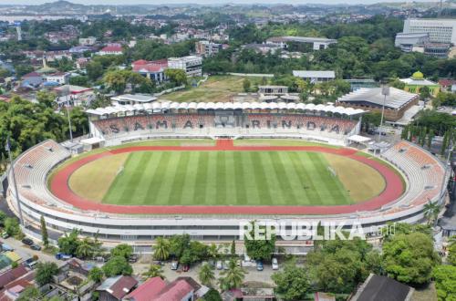 Selesai Direnovasi, Begini Penampakan Megahnya Stadion Segiri Samarinda ...