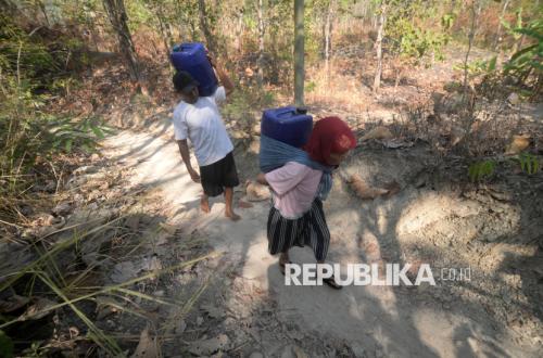 Menembus Hutan Demi Air, Perjuangan Warga Boyolali Hadapi Kemarau