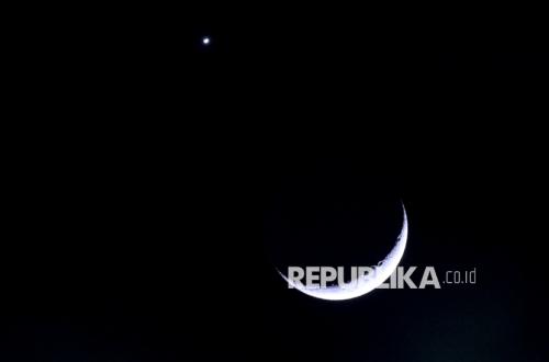 Momen Bulan dan Venus Tampak Berdekatan di Langit Jakarta
